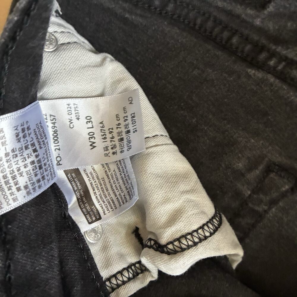 Levi's 541 Men's Size 30x30 Athletic Taper Fit Stretch Black Denim Jeans - Picture 14 of 16